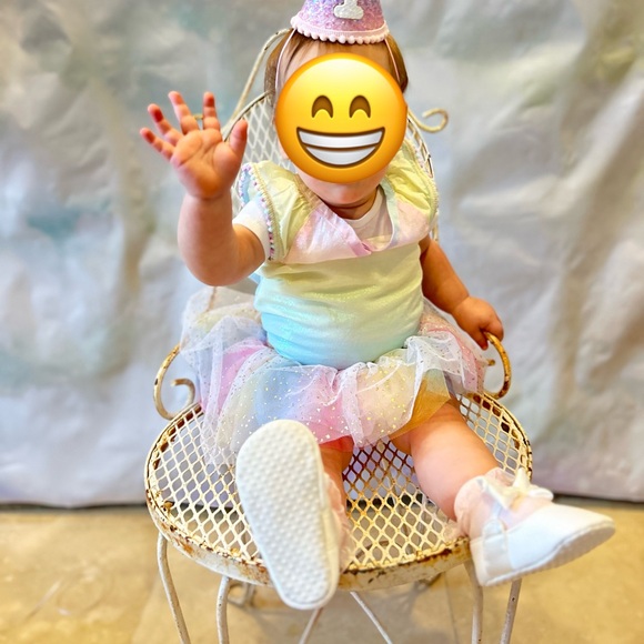 Cat & Jack Other - Colorful Rainbow skirt with Gold Accents and top 2 piece set